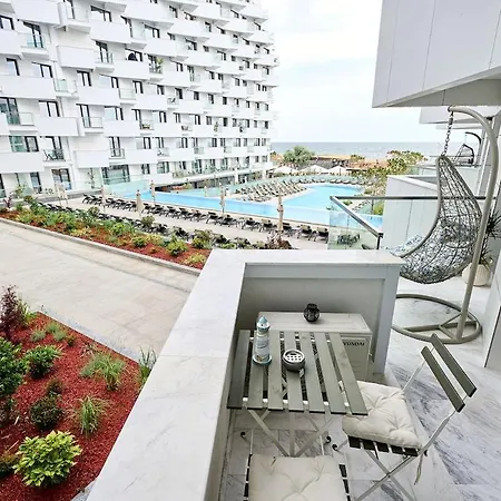 Infinity Summer Crib - Parking *